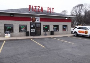 Pizza Pit 032216-1458688377 Pizza Pit of Lake Mills